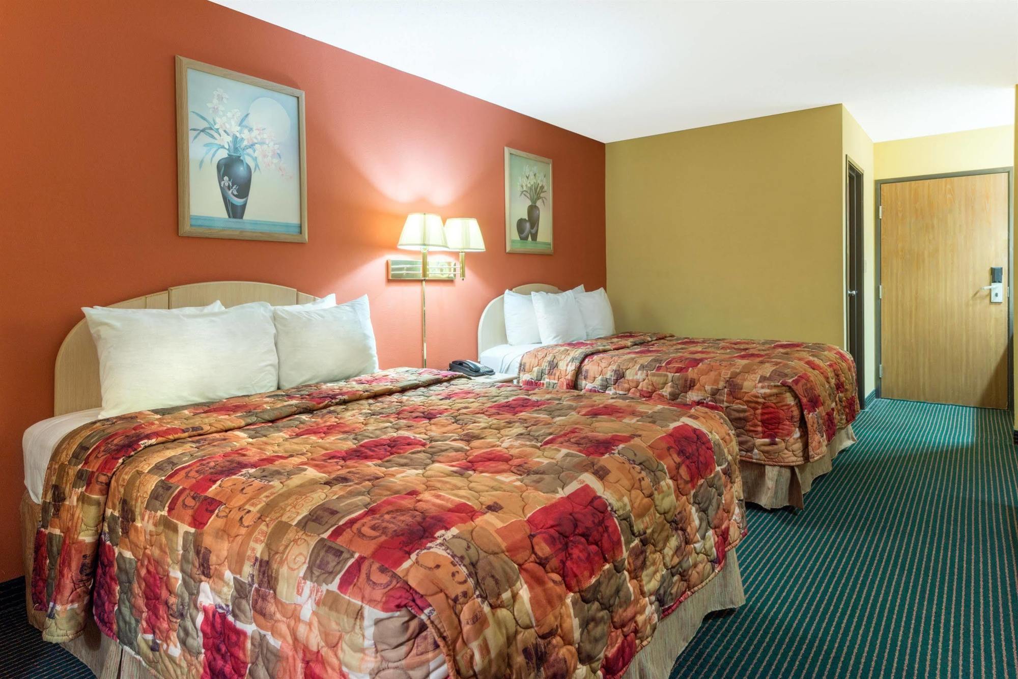 Days By Wyndham Hotel