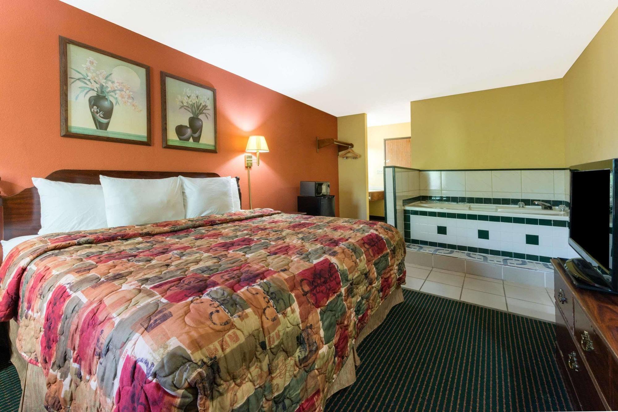 Hotel Days By Wyndham Springfield